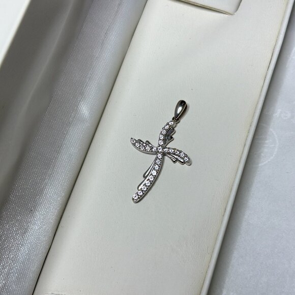 10K Solid White Gold Cross Pendant Diamonds Twist Design - Picture 5 of 6